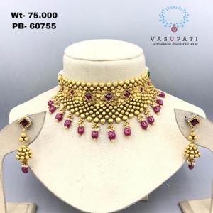 Buy 22 Karat Gold Necklace Set