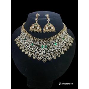 Buy 18 Karat Gold & Diamond Necklace Set