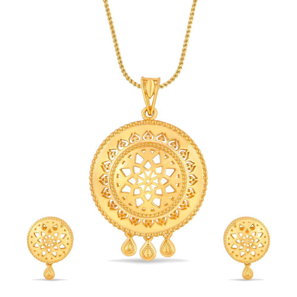 Buy 22 Karat Gold Pendant Set