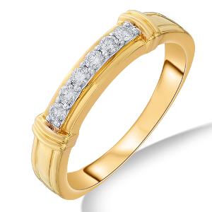 Buy 18 Karat Gold & Diamond Ring