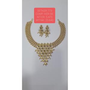 Buy 22 Karat Gold Necklace Set