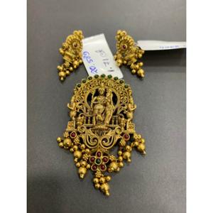 Buy 22 Karat Gold Pendant Set