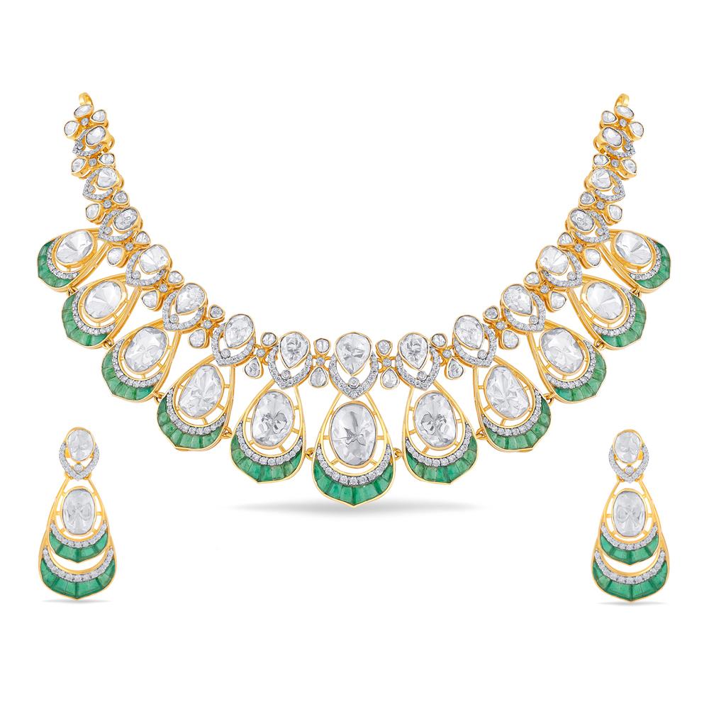 Buy 18 Karat Gold Necklace Set