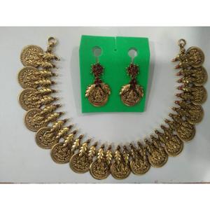 Buy 22 Karat Gold Necklace Set
