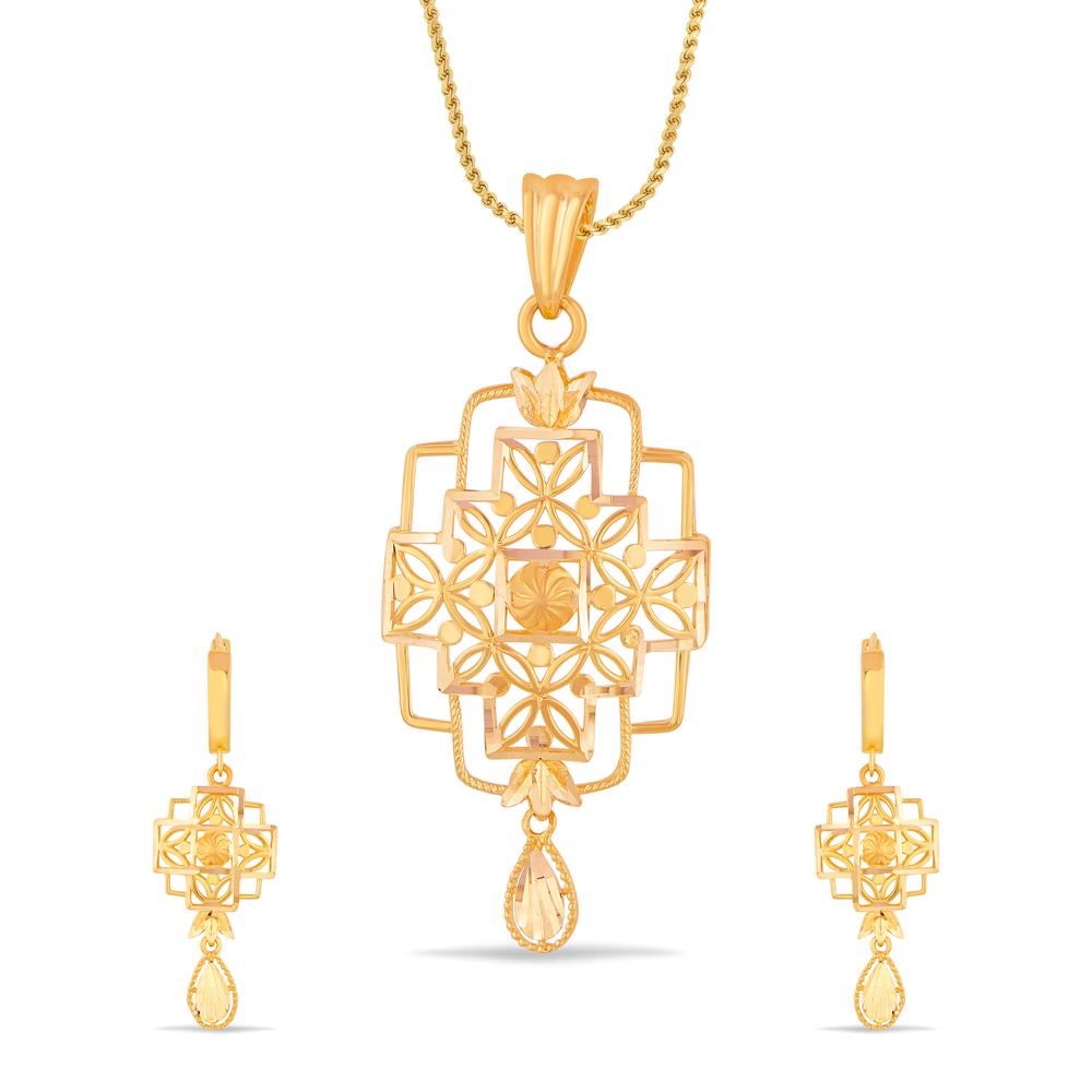 Buy 22 Karat Gold Pendant Set