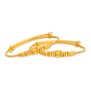 Buy 22 Karat Gold Bangle