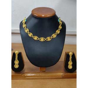 Buy 22 Karat Gold Necklace Set