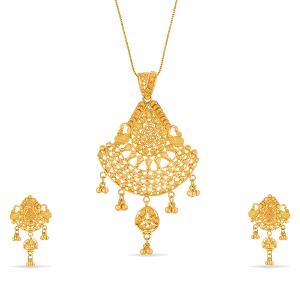 Buy 22 Karat Gold Pendant Set