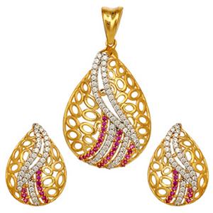 Buy 22 Karat Gold Pendant Set