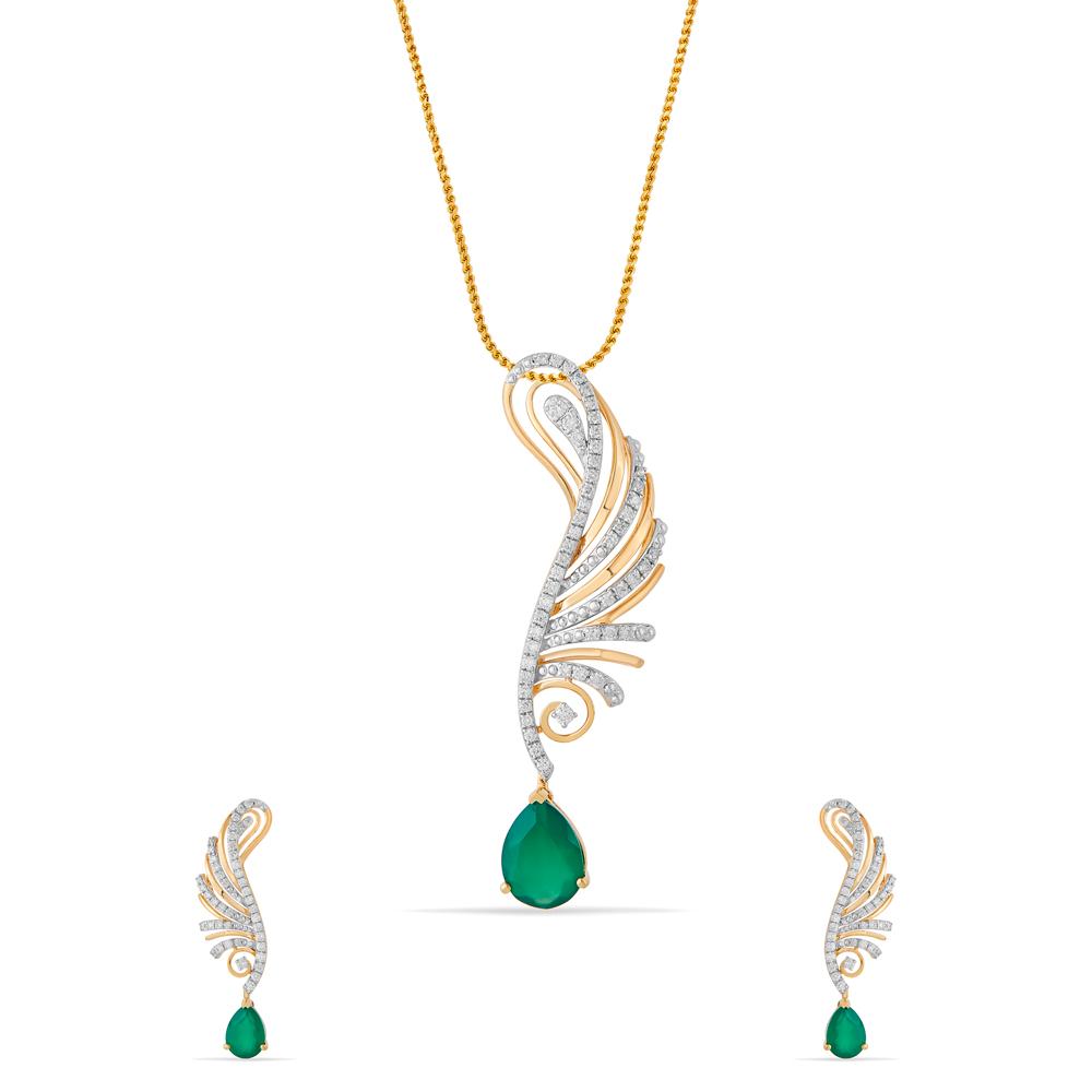 Buy 18 Karat Gold & Diamond Pendant Set