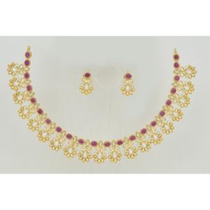 Buy 22 Karat Gold Necklace Set