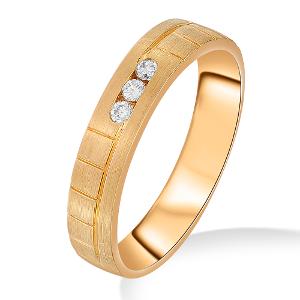 Buy 18 Karat Gold & Diamond Ring