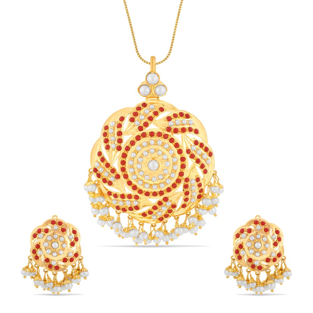 Buy 22 Karat Gold Pendant Set