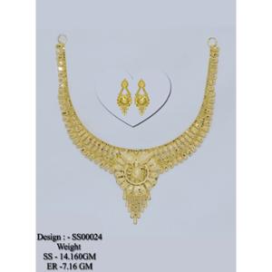 Buy 22 Karat Gold Necklace Set