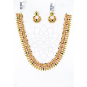 Buy 22 Karat Gold Necklace Set