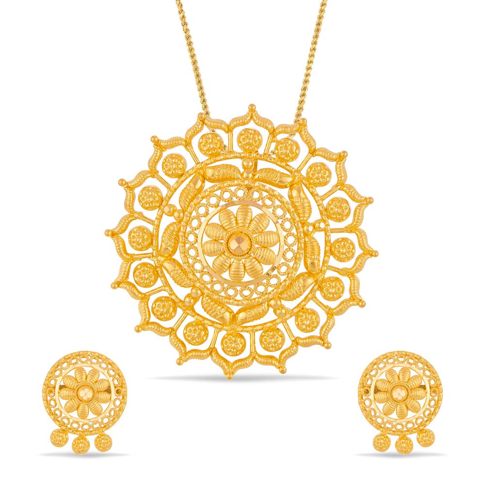 Buy 22 Karat Gold Pendant Set