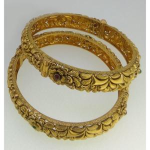 Buy 22 Karat Gold Bangles