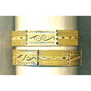 Buy 22 Karat Gold Bangles