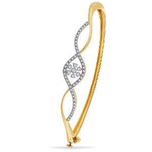 Buy 18 Karat Gold & Diamond Bracelet