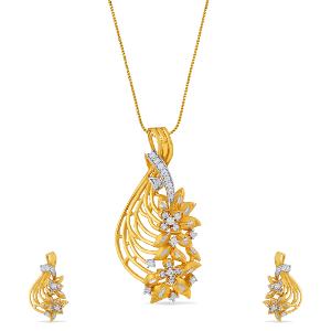 Buy 22 Karat Gold Pendant Set
