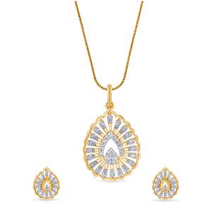 Buy 18 Karat Gold & Diamond Pendant Set