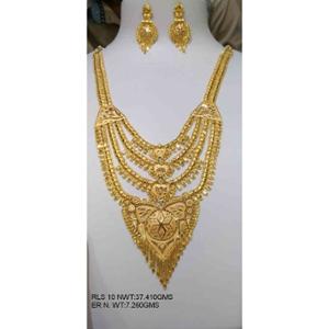Buy 22 Karat Gold Necklace Set