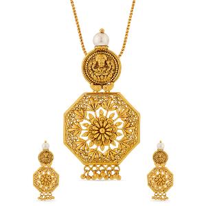 Buy 22 Karat Gold Pendant Set