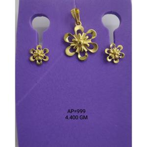 Buy 22 Karat Gold Earrings