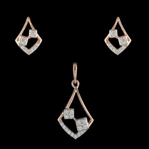Buy 14 Karat Gold & Diamond Pendant