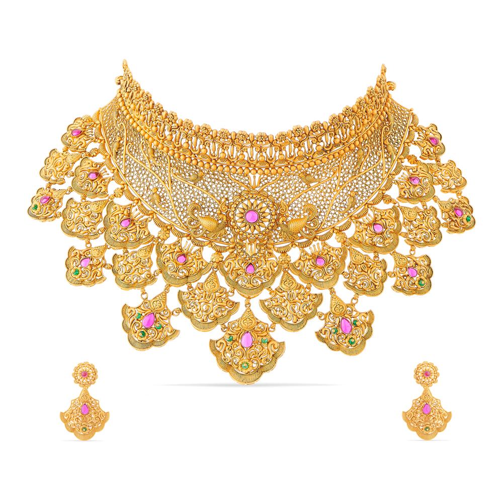 Buy 22 Karat Gold Necklace Set