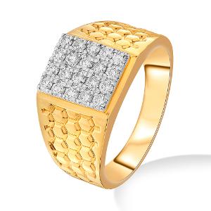Buy 18 Karat Gold & Diamond Ring