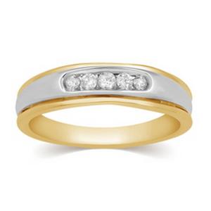 Buy 18 Karat Gold & Diamond Ring