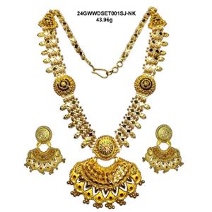 Buy 22 Karat Gold Necklace Set