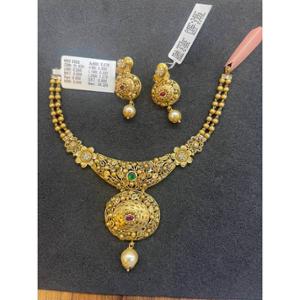 Buy 22 Karat Gold Necklace Set
