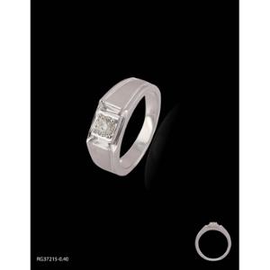 Buy 18 Karat Gold & Diamond Ring