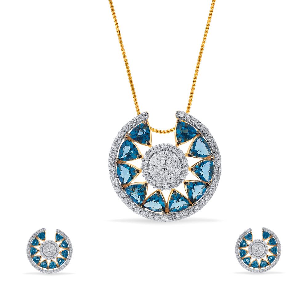 Buy 18 Karat Gold & Diamond Pendant Set