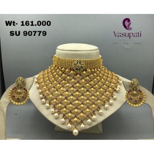 Buy 22 Karat Gold Necklace Set