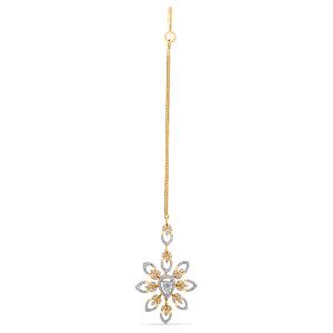 Buy 18 Karat Gold & Diamond Mang Tikka