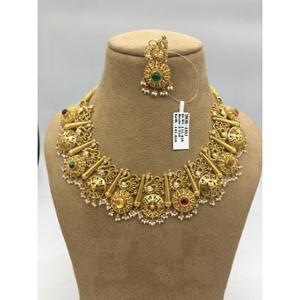 Buy 22 Karat Gold Necklace Set