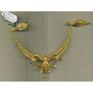 Buy 22 Karat Gold Necklace Set
