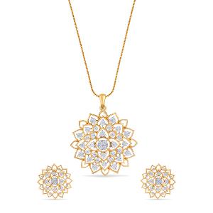 Buy 18 Karat Gold & Diamond Pendant Set