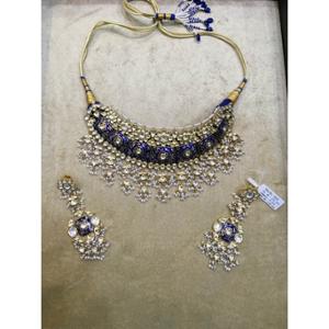 Buy 22 Karat Gold Necklace Set