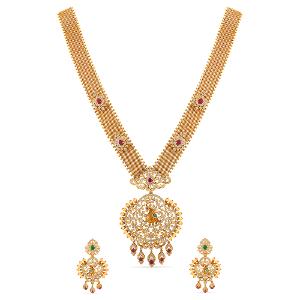 Buy 18 Karat Gold & Diamond Necklace Set
