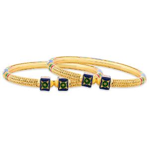 Buy 22 Karat Gold Bangle