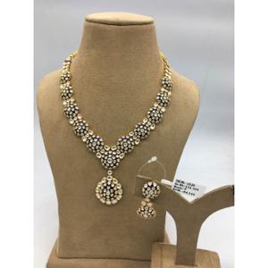 Buy 22 Karat Gold Necklace Set
