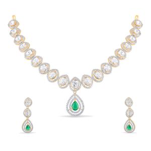 Buy 18 Karat Gold Necklace Set