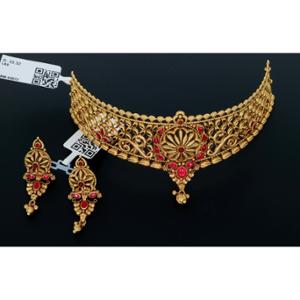 Buy 22 Karat Gold Necklace Set