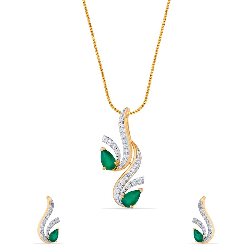 Buy 18 Karat Gold & Diamond Pendant Set